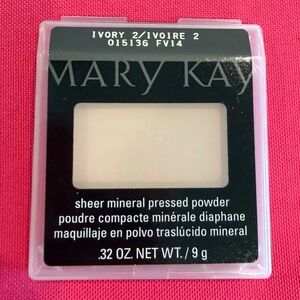 Mary Kay Sheer Mineral Pressed Powder - Ivory 2